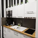 בית אירוח N°50 *